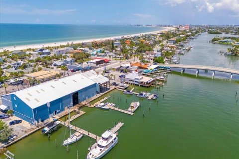 Terreno en venta en Saint Pete Beach, Florida № 1918496 - foto 22