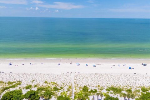 Terreno en venta en Saint Pete Beach, Florida № 1918496 - foto 17