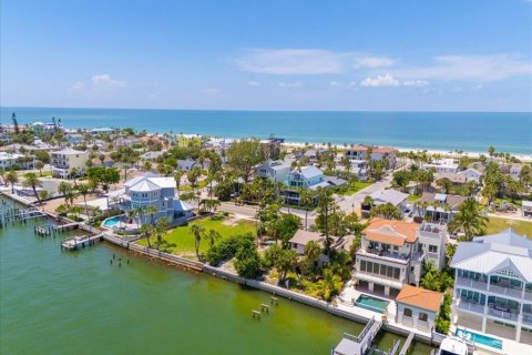 Terreno en venta en Saint Pete Beach, Florida № 1918496 - foto 7