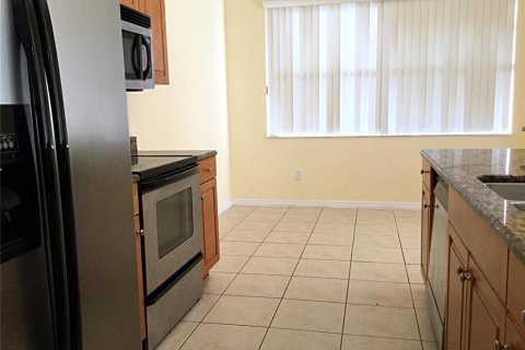 Casa en alquiler en Kissimmee, Florida, 3 dormitorios, 115.94 m2 № 1829590 - foto 6
