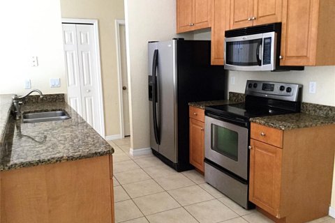 Casa en alquiler en Kissimmee, Florida, 3 dormitorios, 115.94 m2 № 1829590 - foto 5
