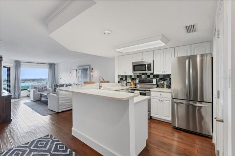 Condominio en venta en Boca Grande, Florida, 1 dormitorio, 83.61 m2 № 1431968 - foto 8