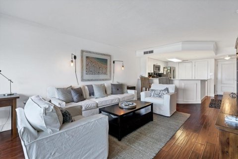 Condominio en venta en Boca Grande, Florida, 1 dormitorio, 83.61 m2 № 1431968 - foto 9