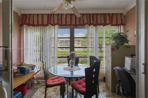 Condominio en venta en Tamarac, Florida, 2 dormitorios, 81.75 m2 № 2090547 - foto 4