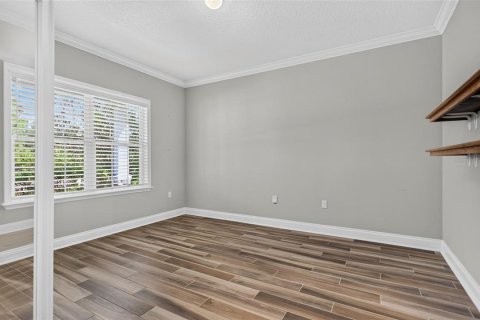 House in Palm Coast, Florida 3 bedrooms, 191.94 sq.m. № 2393989 - photo 7