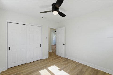 Casa en alquiler en Tampa, Florida, 2 dormitorios, 75.62 m2 № 2094143 - foto 15