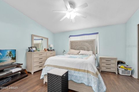 Condo in Ormond Beach, Florida, 3 bedrooms  № 1591852 - photo 26