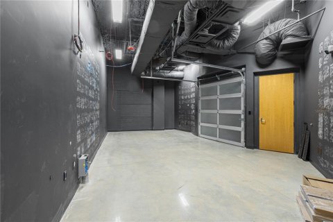 Immobilier commercial à louer à Gainesville, Floride: 2590.67 m2 № 2101996 - photo 22