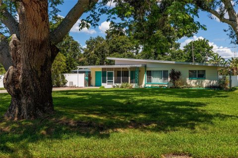 Casa en venta en Saint Petersburg, Florida, 2 dormitorios, 117.61 m2 № 1805018 - foto 4
