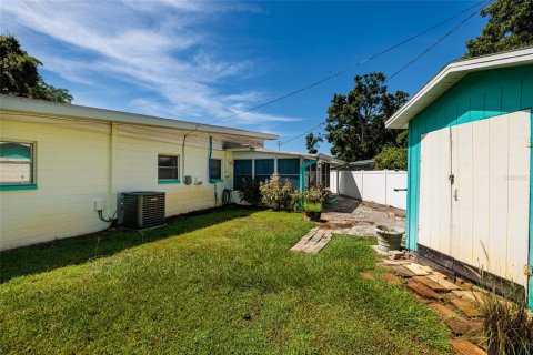Casa en venta en Saint Petersburg, Florida, 2 dormitorios, 117.61 m2 № 1805018 - foto 24