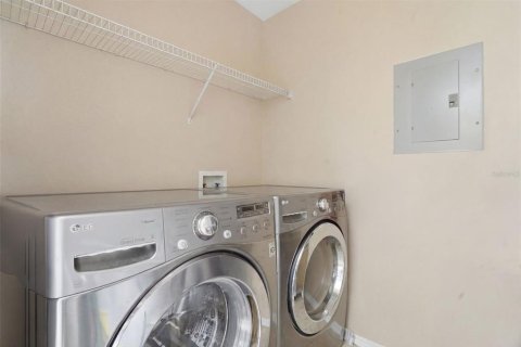 Купить кондоминиум в Лонгвуд, Флорида 6 комнат, 147.34м2, № 2218806 - фото 22