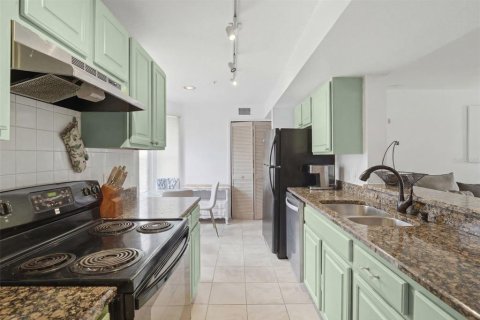 Купить кондоминиум в Лонгвуд, Флорида 6 комнат, 147.34м2, № 2218806 - фото 9
