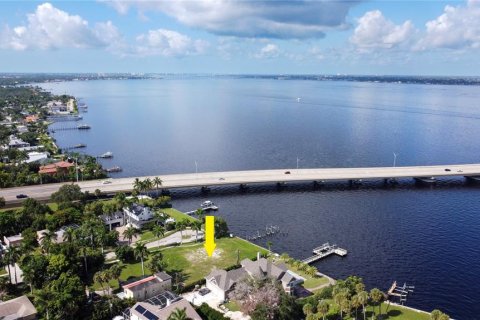 Land in Fort Myers, Florida № 1914015 - photo 7