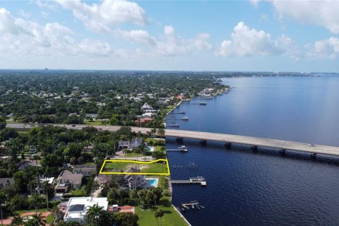 Land in Fort Myers, Florida № 1914015 - photo 17