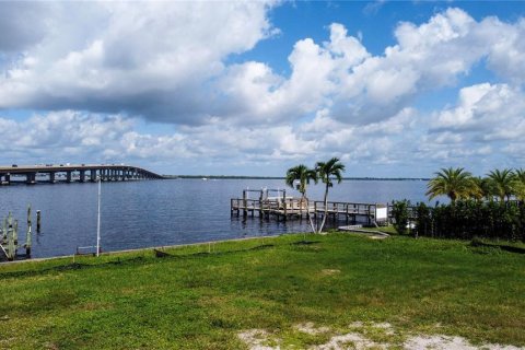 Land in Fort Myers, Florida № 1914015 - photo 16