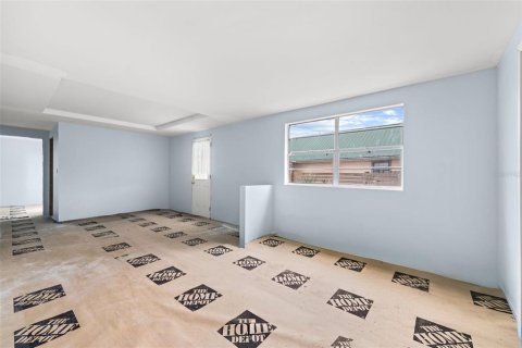 House in Panama City Beach, Florida 2 bedrooms, 57.97 sq.m. № 2198649 - photo 7