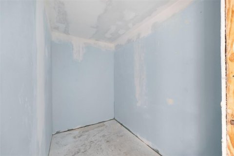 House in Panama City Beach, Florida 2 bedrooms, 57.97 sq.m. № 2198649 - photo 12