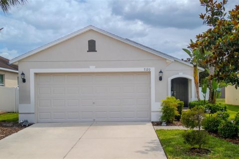 House in Riverview, Florida 3 bedrooms, 118.45 sq.m. № 1799799 - photo 2
