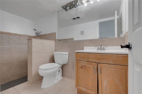 Купить виллу или дом в Тамарак, Флорида 3 спальни, 202.34м2, № 2007841 - фото 10