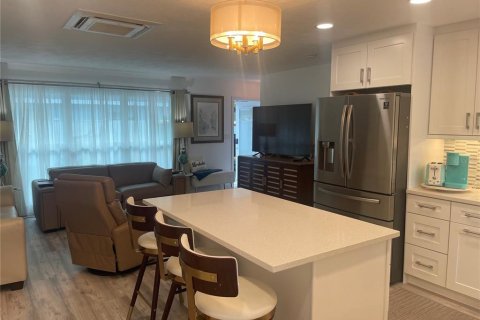 House in Bradenton, Florida 2 bedrooms, 102.56 sq.m. № 2195470 - photo 5