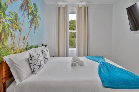 Propiedad comercial en venta en Miami, Florida, 538.83 m2 № 2029295 - foto 14