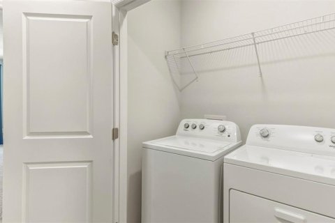 Adosado en venta en Sarasota, Florida, 3 dormitorios, 155.43 m2 № 2207620 - foto 16