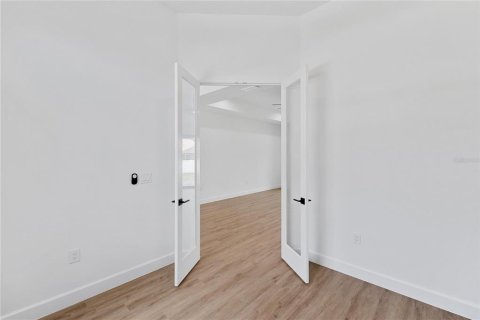 Villa ou maison à vendre à North Port, Floride: 3 chambres, 179.49 m2 № 1609206 - photo 7