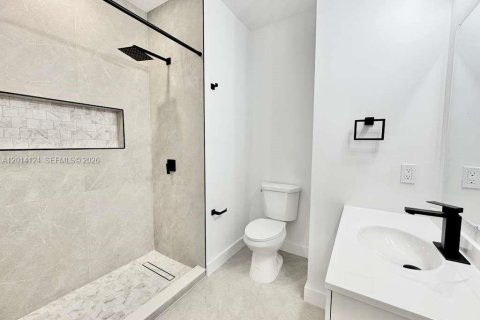 Copropriété à louer à Sunrise, Floride: 2 chambres, 82.31 m2 № 2076199 - photo 7