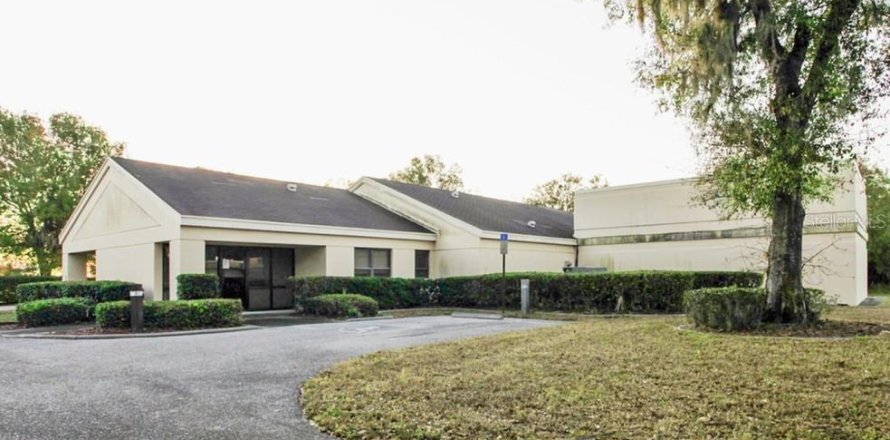 Commercial property in Arcadia, Florida № 214459