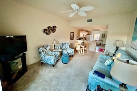 Townhouse in Punta Gorda, Florida 2 bedrooms, 107.21 sq.m. № 1795041 - photo 5