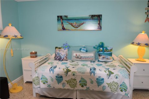 Casa en venta en Palm Beach Shores, Florida, 3 dormitorios, 136.94 m2 № 2066649 - foto 18