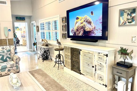 Casa en venta en Palm Beach Shores, Florida, 3 dormitorios, 136.94 m2 № 2066649 - foto 5