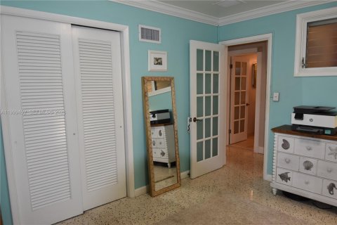 Casa en venta en Palm Beach Shores, Florida, 3 dormitorios, 136.94 m2 № 2066649 - foto 20