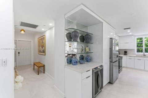 Copropriété à louer à Miami Beach, Floride: 2 chambres, 132.76 m2 № 2077329 - photo 6
