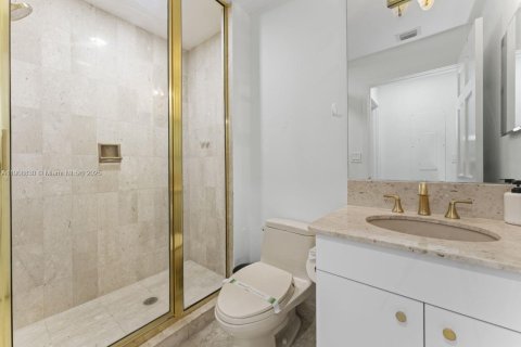 Copropriété à louer à Miami Beach, Floride: 2 chambres, 132.76 m2 № 2077329 - photo 25