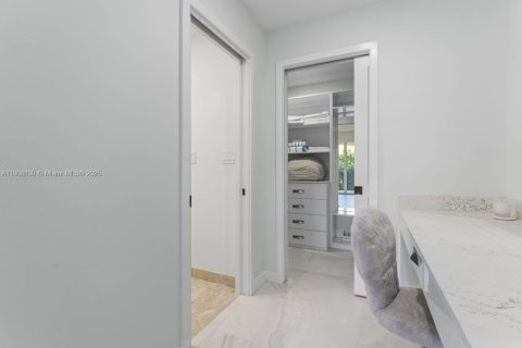 Copropriété à louer à Miami Beach, Floride: 2 chambres, 132.76 m2 № 2077329 - photo 18