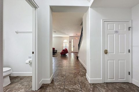 House in Davenport, Florida 6 bedrooms, 332.5 sq.m. № 1721111 - photo 16