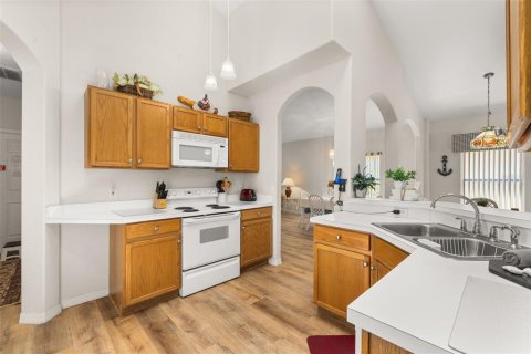 Casa en venta en Kissimmee, Florida, 4 dormitorios, 177.91 m2 № 1684525 - foto 4