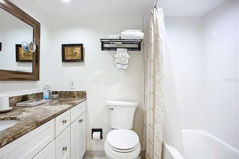 Condo in Sarasota, Florida, 2 bedrooms  № 1786439 - photo 27