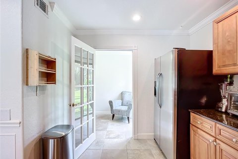 Condo in Sarasota, Florida, 2 bedrooms  № 1786439 - photo 16