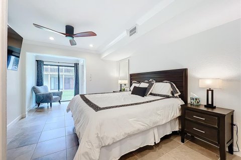 Condo in Sarasota, Florida, 2 bedrooms  № 1786439 - photo 23
