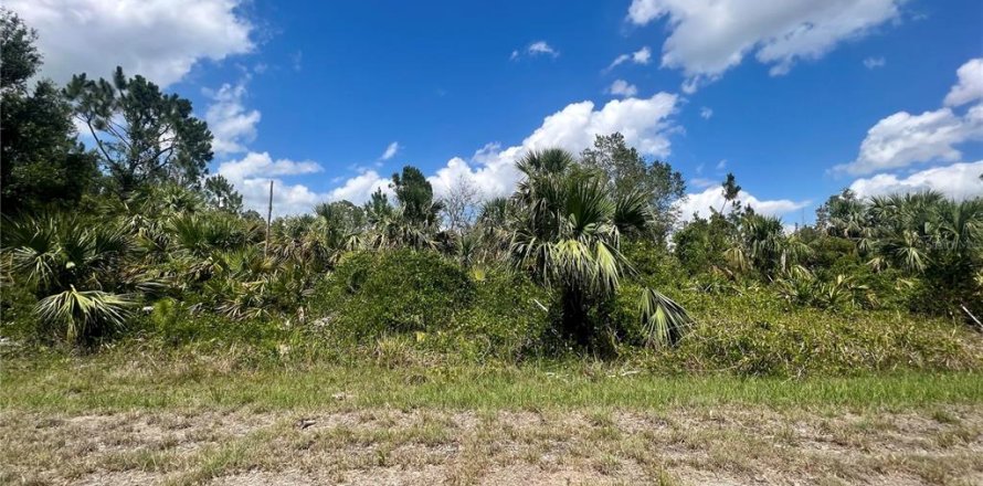 Land in North Port, Florida № 2164979