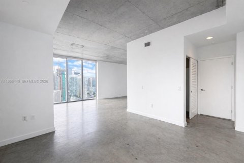 Condo in Miami, Florida, 2 bedrooms № 2058405 - photo 5