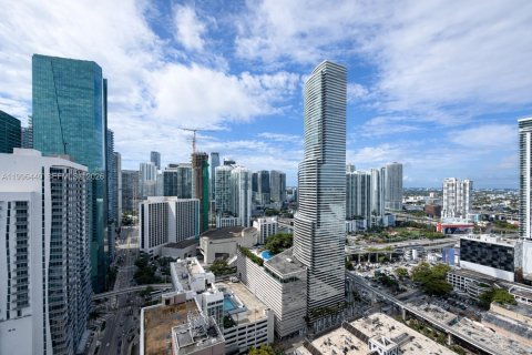 Condo in Miami, Florida, 2 bedrooms № 2058405 - photo 15