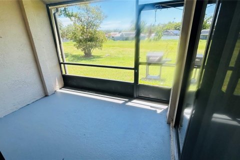 Apartamento en alquiler en Orlando, Florida, 2 dormitorios, 94.02 m2 № 2120230 - foto 24