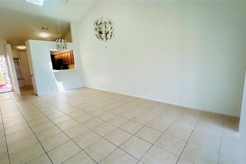 Apartamento en alquiler en Orlando, Florida, 2 dormitorios, 94.02 m2 № 2120230 - foto 8