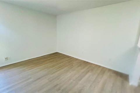 Apartamento en alquiler en Orlando, Florida, 2 dormitorios, 94.02 m2 № 2120230 - foto 12