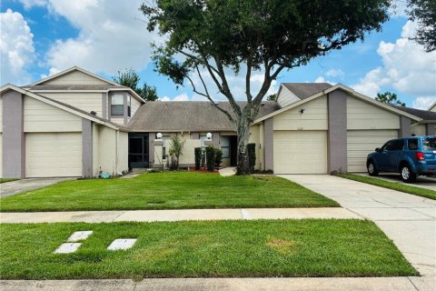 Apartamento en alquiler en Orlando, Florida, 2 dormitorios, 94.02 m2 № 2120230 - foto 2