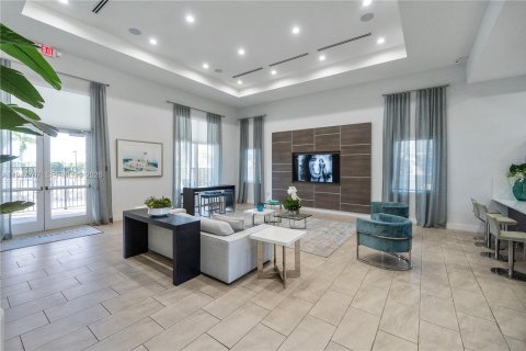 Купить таунхаус в Хомстед, Флорида 3 спальни, 123.37м2, № 2061460 - фото 28