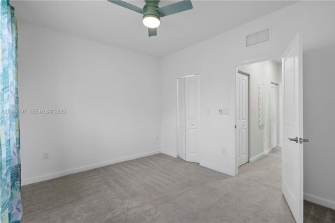 Купить таунхаус в Хомстед, Флорида 3 спальни, 123.37м2, № 2061460 - фото 22
